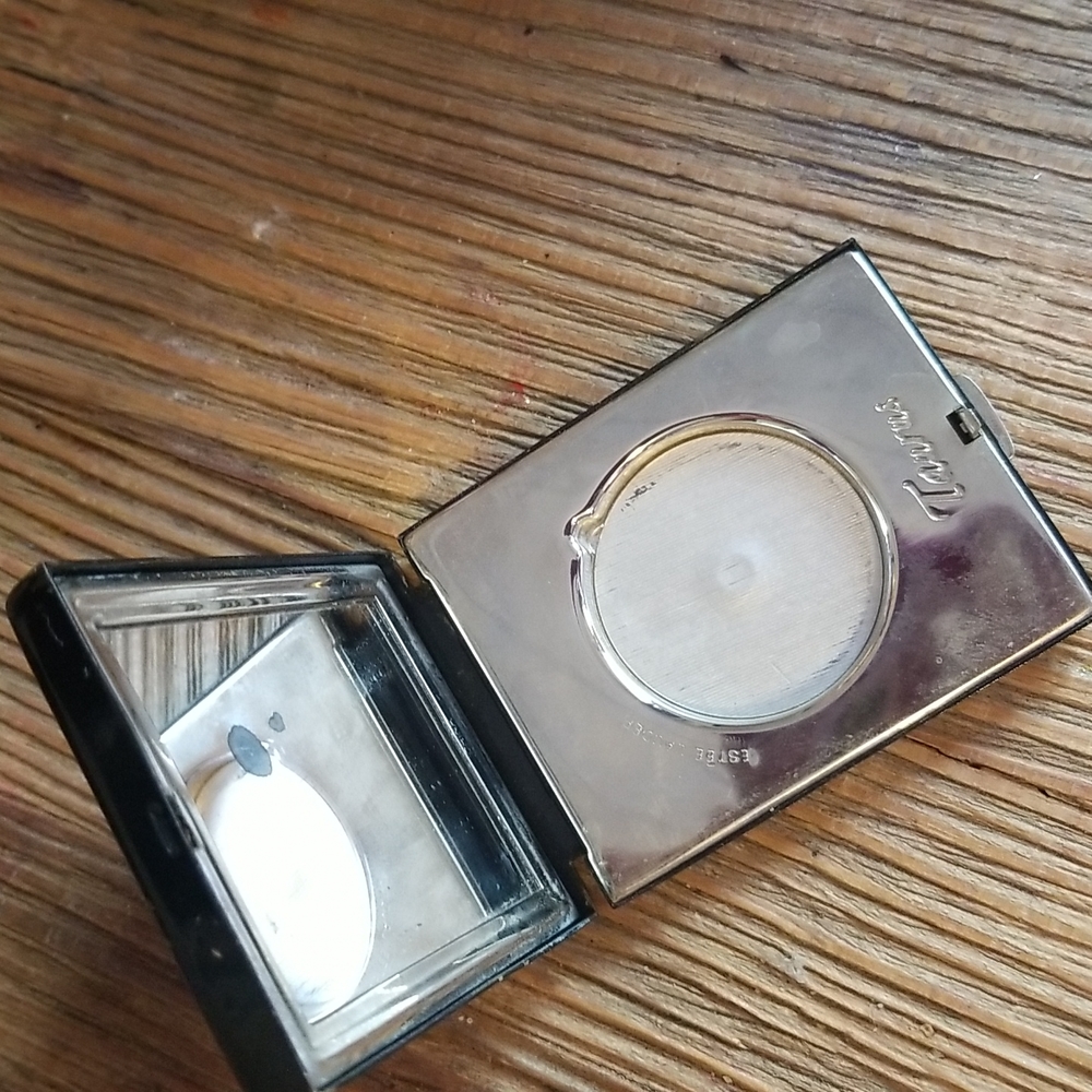 Taurus Powder Compact - empty - Picture 6 of 11